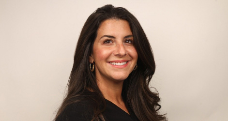 Registered dental hygienist Alexandra