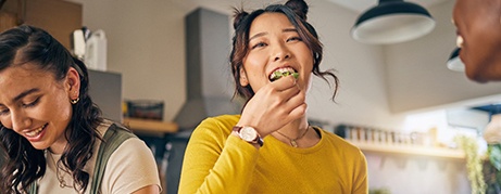 friends eating healthy foods together